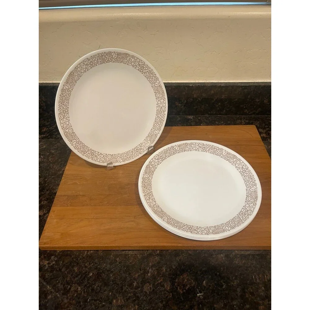 4 Corelle WOODLAND BROWN Dinner Plates